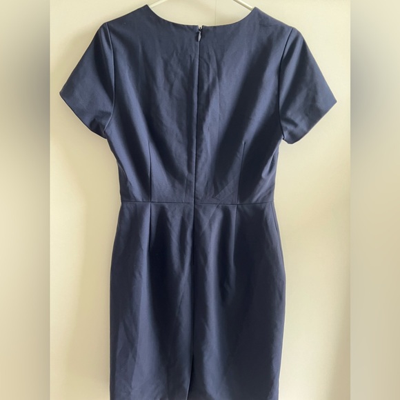 JCrew Navy Wool-Stretch Sheath Dress Size 4. Perfect for the office. - Picture 2 of 4